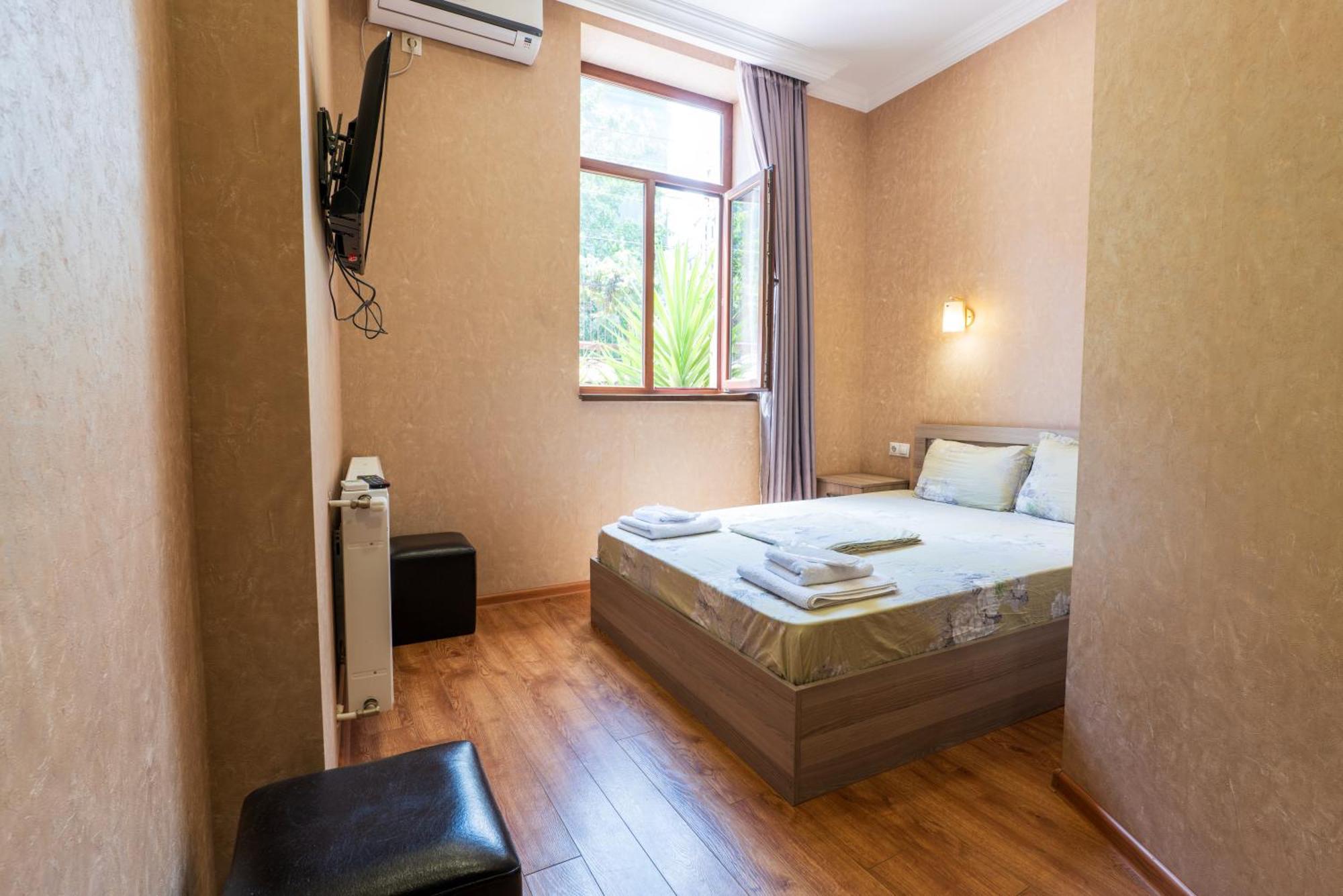 Hotel A&K Tbilisi Ngoại thất bức ảnh